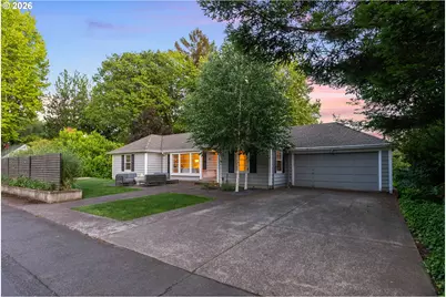 8120 SW Maple Dr, Portland, OR 97225 - Photo 4