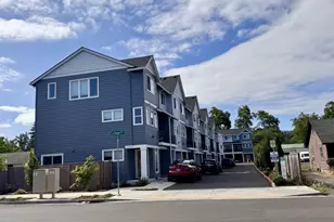 12086 SE Harold St, Portland, OR 97266 - Photo 24