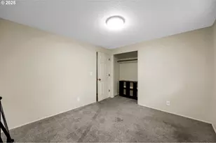 910 E 43rd Ave, Eugene, OR 97405 - Photo 24