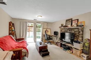 910 E 43rd Ave, Eugene, OR 97405 - Photo 32