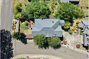 8689 SW 71St Terrace, Portland, OR 97223 - Photo 36