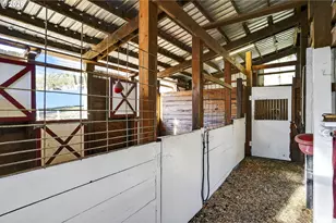 21303 SW Hells Canyon Rd, Sherwood, OR 97140 - Photo 44