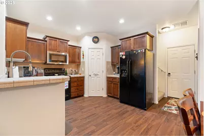 1251 SE Bianca St, Hillsboro, OR 97123 - Photo 14
