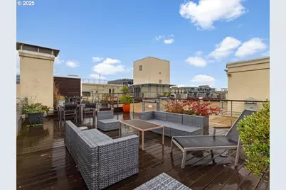 1314 NW Irving St #201, Portland, OR 97209 - Photo 24