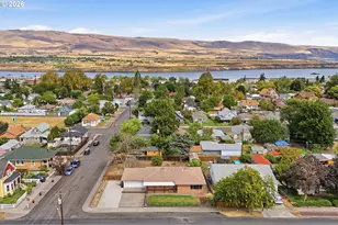 601 E 12th St, The Dalles, OR 97058 - Photo 42