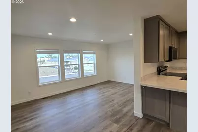 5299 Maple St, Florence, OR 97439 - Photo 2