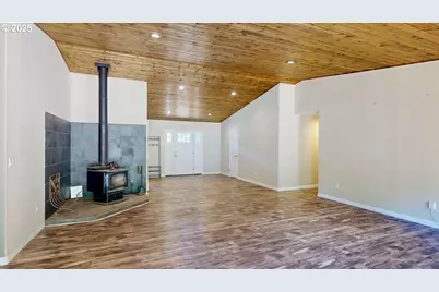 94345 Orchard Ln, Gold Beach, OR 97444 - Photo 12