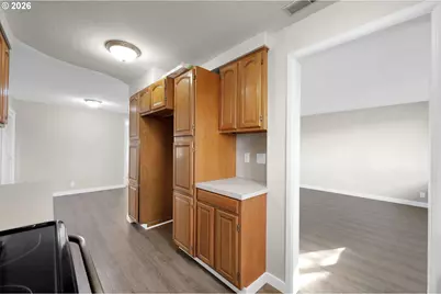 733 54th St, Springfield, OR 97478 - Photo 12