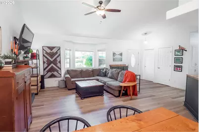 2246 Dale Ave, Eugene, OR 97408 - Photo 10