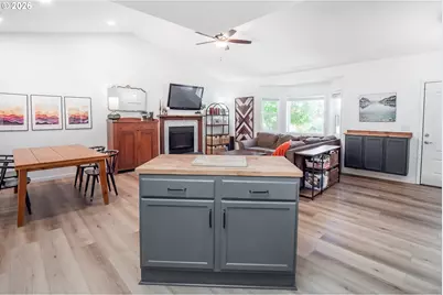 2246 Dale Ave, Eugene, OR 97408 - Photo 6