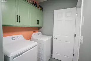 2246 Dale Ave, Eugene, OR 97408 - Photo 22