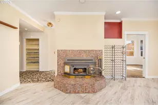 1565 Santa Rosa St, Eugene, OR 97401 - Photo 4