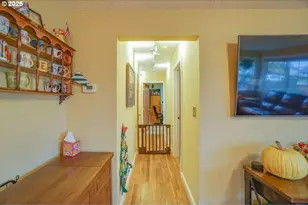 101 SE 89th Ave, Vancouver, WA 98664 - Photo 8