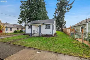 1432 NE 10th Ave, McMinnville, OR 97128 - Photo 2