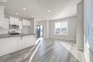 2117 36th Ave, Forest Grove, OR 97116 - Photo 2