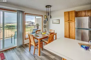 205 13th St, Gearhart, OR 97138 - Photo 8