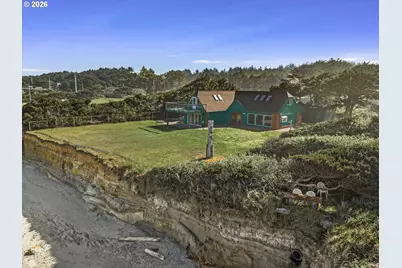 155 NW Texas St, Yachats, OR 97498 - Photo 42