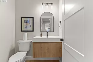 226 NW MacLeay Blvd, Portland, OR 97210 - Photo 18