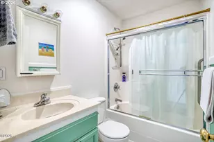 1284 NW 15th St, Lincoln City, OR 97367 - Photo 22