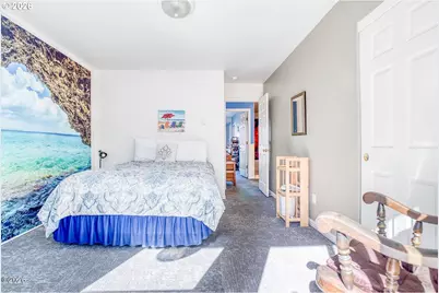 1284 NW 15th St, Lincoln City, OR 97367 - Photo 16