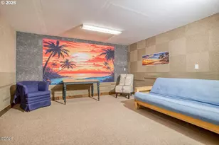 1284 NW 15th St, Lincoln City, OR 97367 - Photo 24