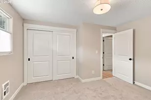 9137 N Geneva Ave, Portland, OR 97203 - Photo 12