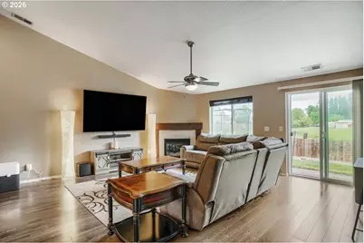 1145 Country Ln, Woodburn, OR 97071 - Photo 6