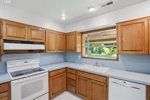 15507 NE Parkinen Rd, Brush Prairie, WA 98606 - Photo 8
