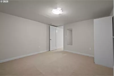 7327 N Oatman Ave, Portland, OR 97217 - Photo 26