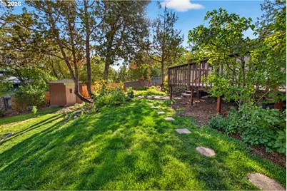 3060 SW 35th Ct, Redmond, OR 97756 - Photo 38