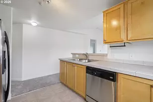 760 NW 185th Ave, Beaverton, OR 97006 - Photo 14