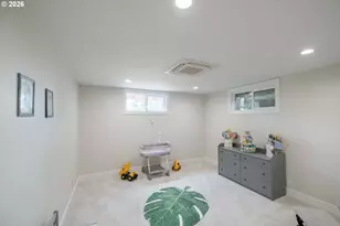 7500 Spring Valley Rd, Salem, OR 97304 - Photo 32