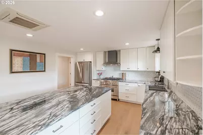 7500 Spring Valley Rd, Salem, OR 97304 - Photo 10