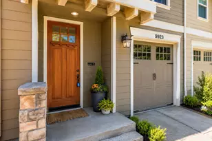 9923 SE Old Town Ct, Happy Valley, OR 97086 - Photo 2