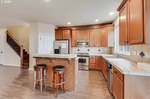 9923 SE Old Town Ct, Happy Valley, OR 97086 - Photo 6