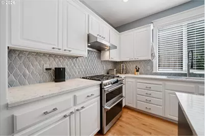 23060 Bland Cir, West Linn, OR 97068 - Photo 12