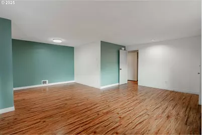 13050 SW Allen Blvd, Beaverton, OR 97005 - Photo 12