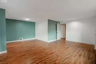 13050 SW Allen Blvd, Beaverton, OR 97005 - Photo 12