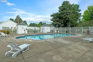 13050 SW Allen Blvd, Beaverton, OR 97005 - Photo 34