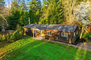 39465 Little Fall Creek Rd, Fall Creek, OR 97438 - Photo 20