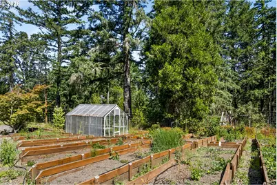 17340 NE Woodland Loop Rd, Yamhill, OR 97148 - Photo 40