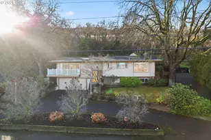 1610 Kelly Ave, The Dalles, OR 97058 - Photo 2