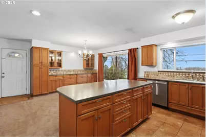 1610 Kelly Ave, The Dalles, OR 97058 - Photo 12