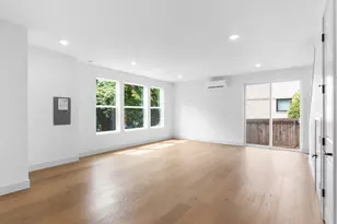 2727 SE Clinton St, Portland, OR 97202 - Photo 2