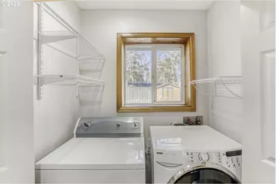 19605 SW Madeline St, Beaverton, OR 97078 - Photo 24