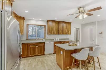 19605 SW Madeline St, Beaverton, OR 97078 - Photo 10