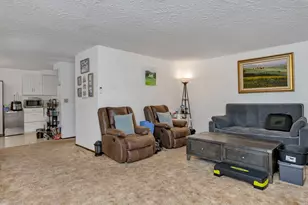 3706 NE 45th St, Vancouver, WA 98661 - Photo 6