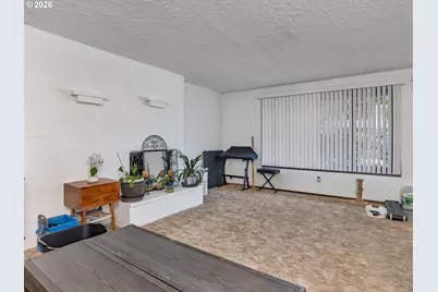 3706 NE 45th St, Vancouver, WA 98661 - Photo 4