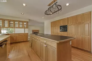 17799 NW Elkcrest Ct, Portland, OR 97229 - Photo 14