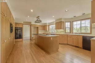 17799 NW Elkcrest Ct, Portland, OR 97229 - Photo 10